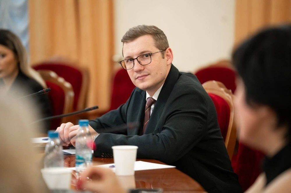 Проблемы с военкоматом: с выборов в свердловское Заксобрание сняли кандидата от «Новых людей» Проблемы с военкоматом: с выборов в свердловское Заксобрание сняли кандидата от «Новых людей»