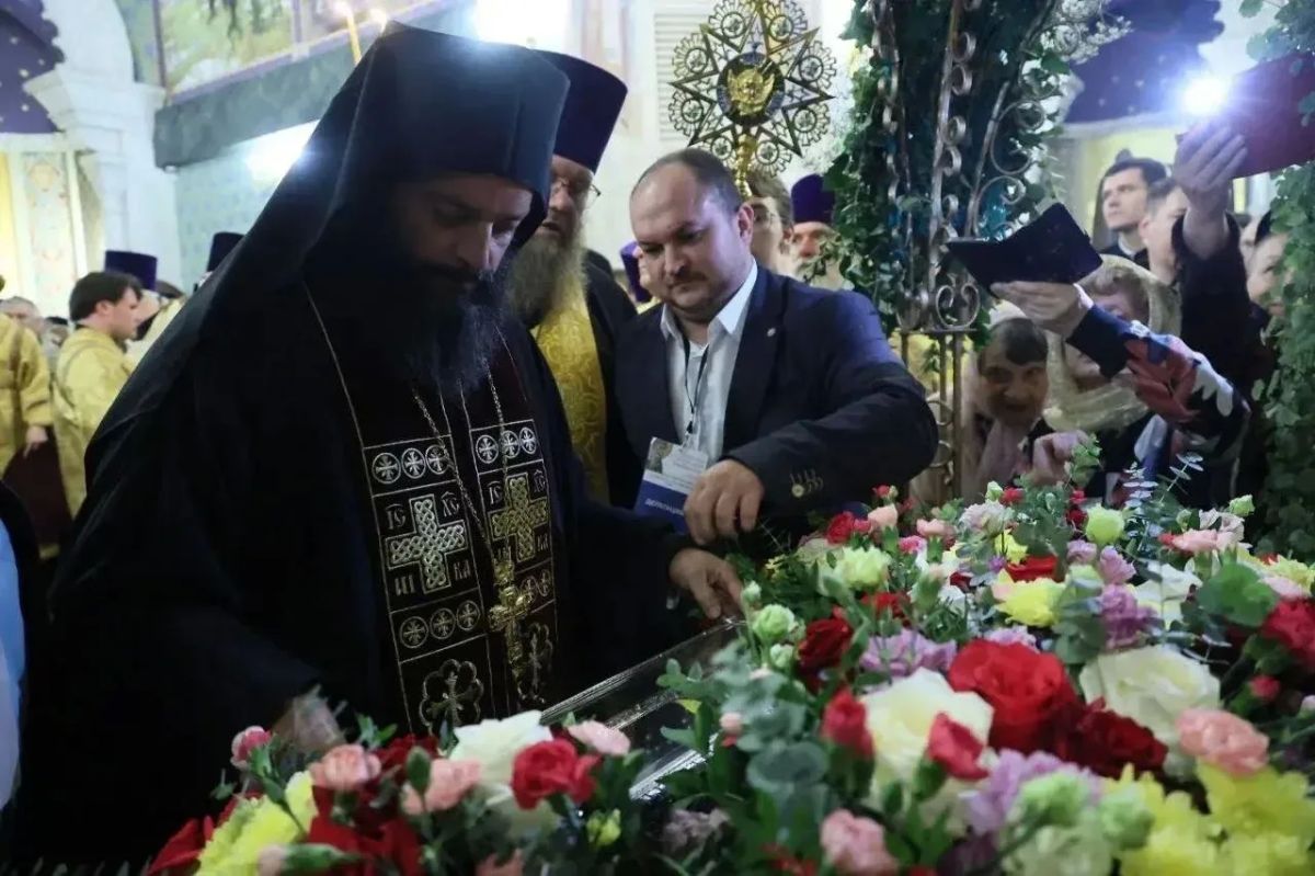 Ковчег с десницей святителя Спиридона Тримифунтского прибыл в Екатеринбург Ковчег с десницей святителя Спиридона Тримифунтского прибыл в Екатеринбург