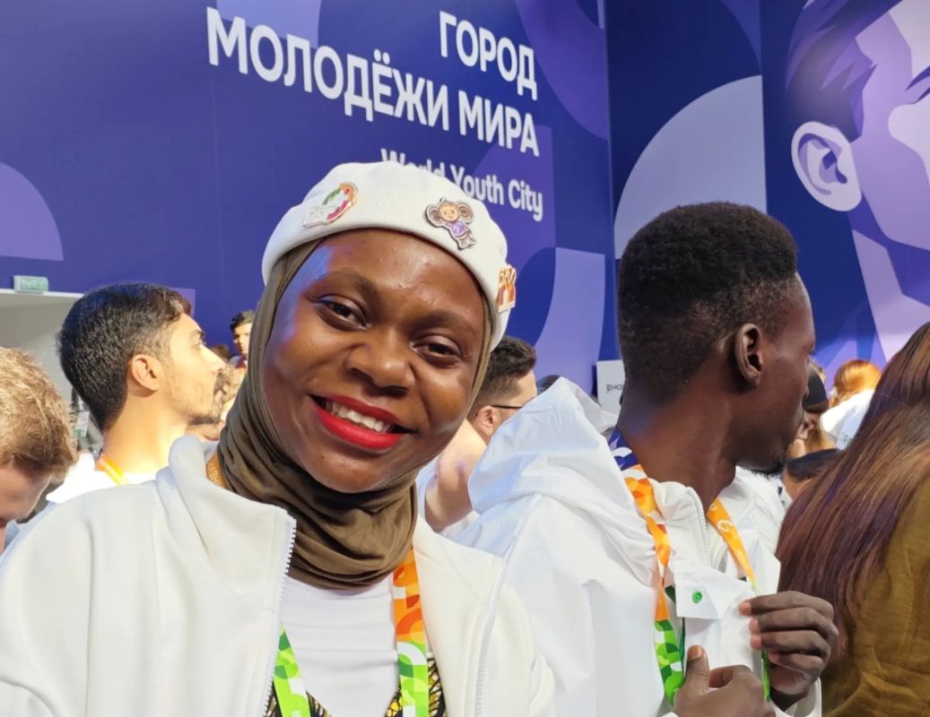 Свердловская молодёжь на Международном фестивале молодёжи Свердловская молодёжь на Международном фестивале молодёжи