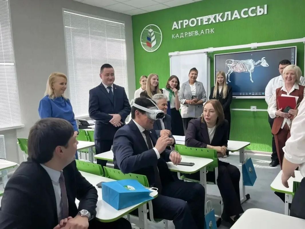 Новые агротехклассы открылись в четырех свердловских школах Новые агротехклассы открылись в четырех свердловских школах