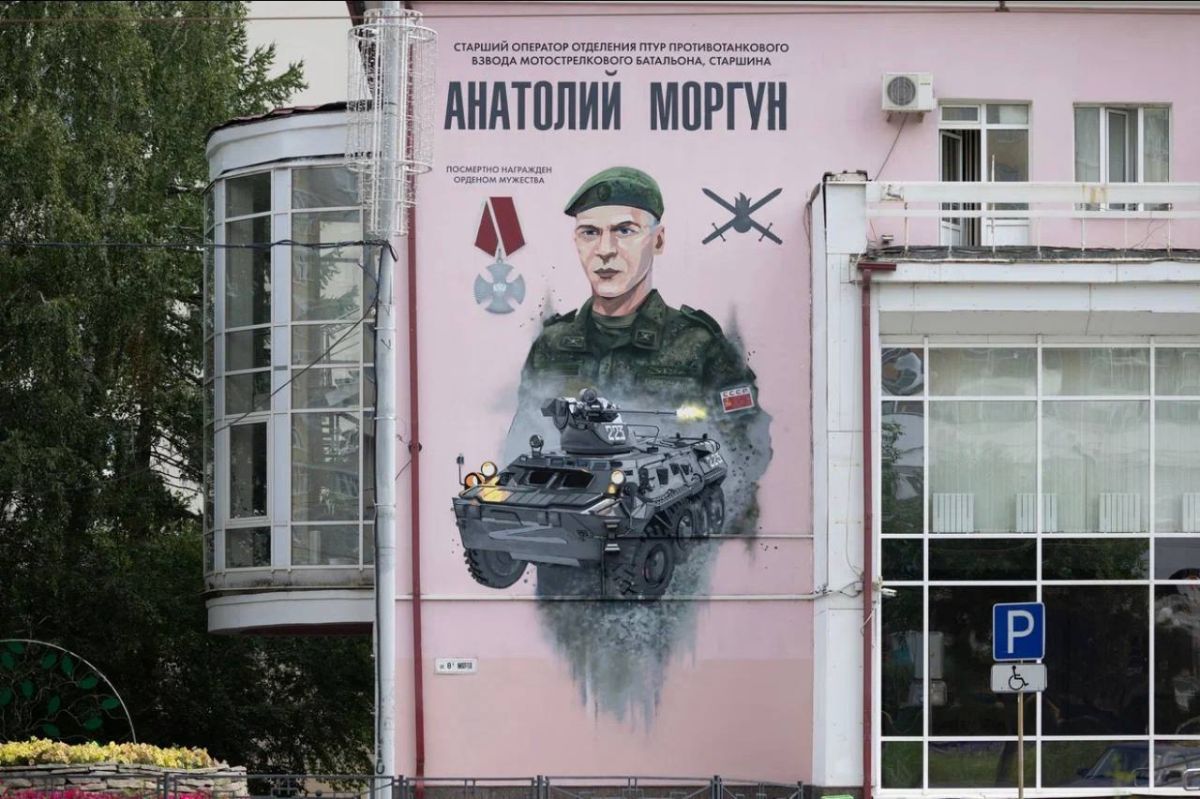 Брат, а это муралы в нашем с тобой родном Екатеринбурге! Брат, а это муралы в нашем с тобой родном Екатеринбурге!