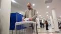 Губернатор Денис Паслер принял участие в голосовании и посетил ЦОН