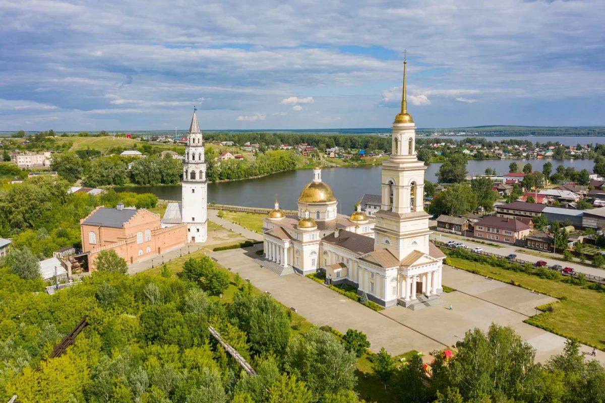 Свердловская область обновляет дороги на пяти автомобильных туристических маршрутах Свердловская область обновляет дороги на пяти автомобильных туристических маршрутах