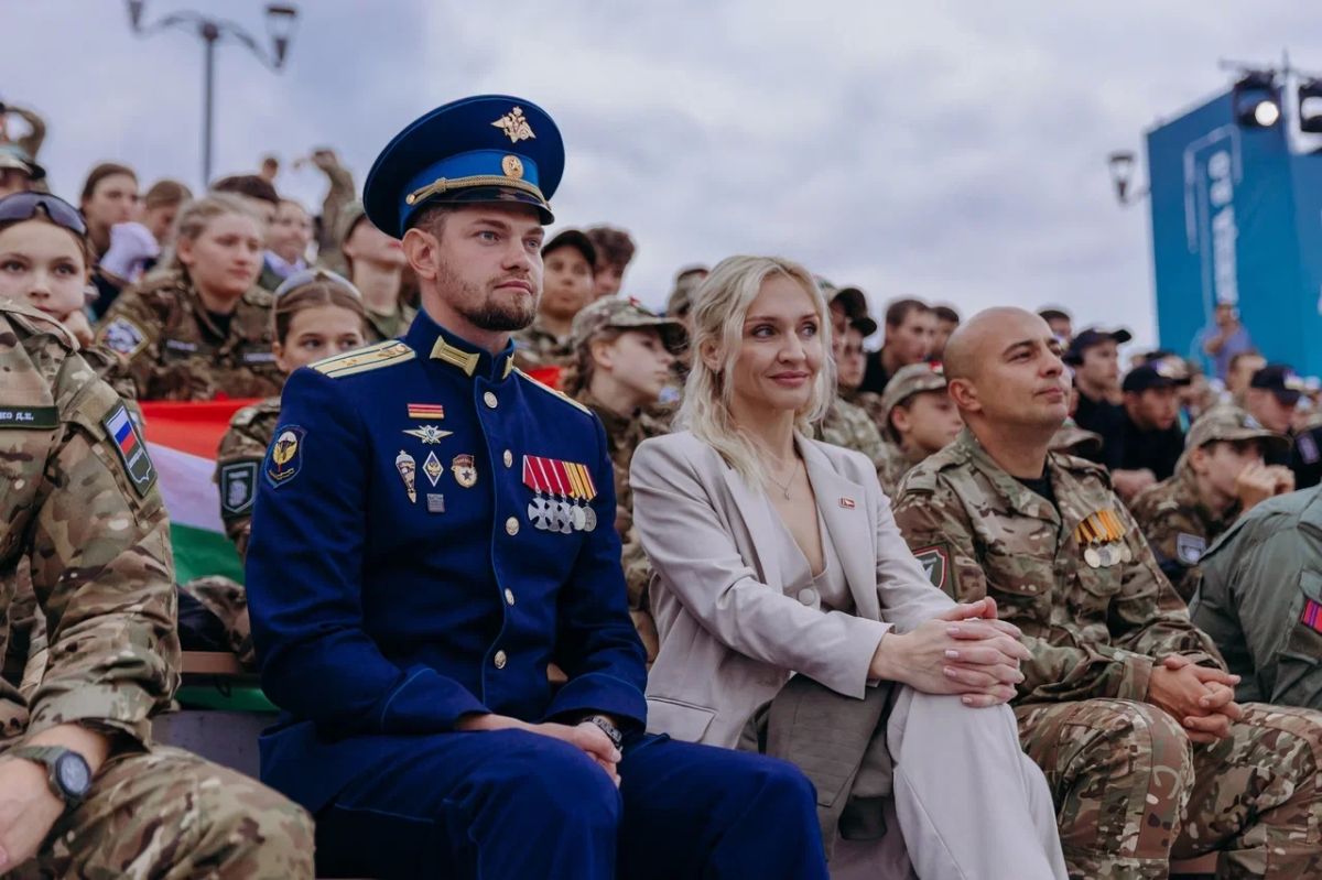 Отряды Свердловской области вновь вошли в число сильнейших на финале третьего сезона игры «Зарница 2.0» Отряды Свердловской области вновь вошли в число сильнейших на финале третьего сезона игры «Зарница 2.0»