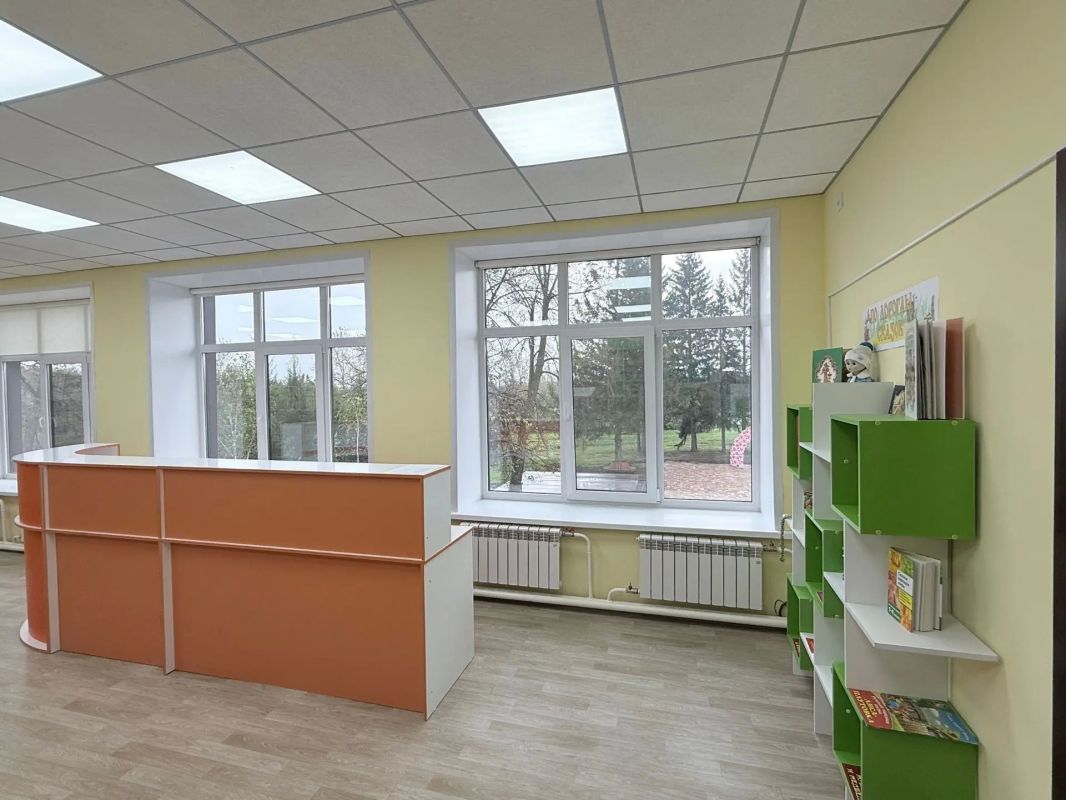 В Сладковском сельском поселении торжественно открыли библиотеку после капремонта В Сладковском сельском поселении торжественно открыли библиотеку после капремонта