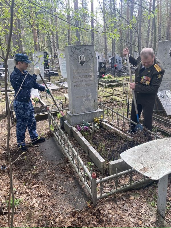 В СИЗО-1 почтили память сотрудников, погибших при исполнении служебных обязанностей В СИЗО-1 почтили память сотрудников, погибших при исполнении служебных обязанностей