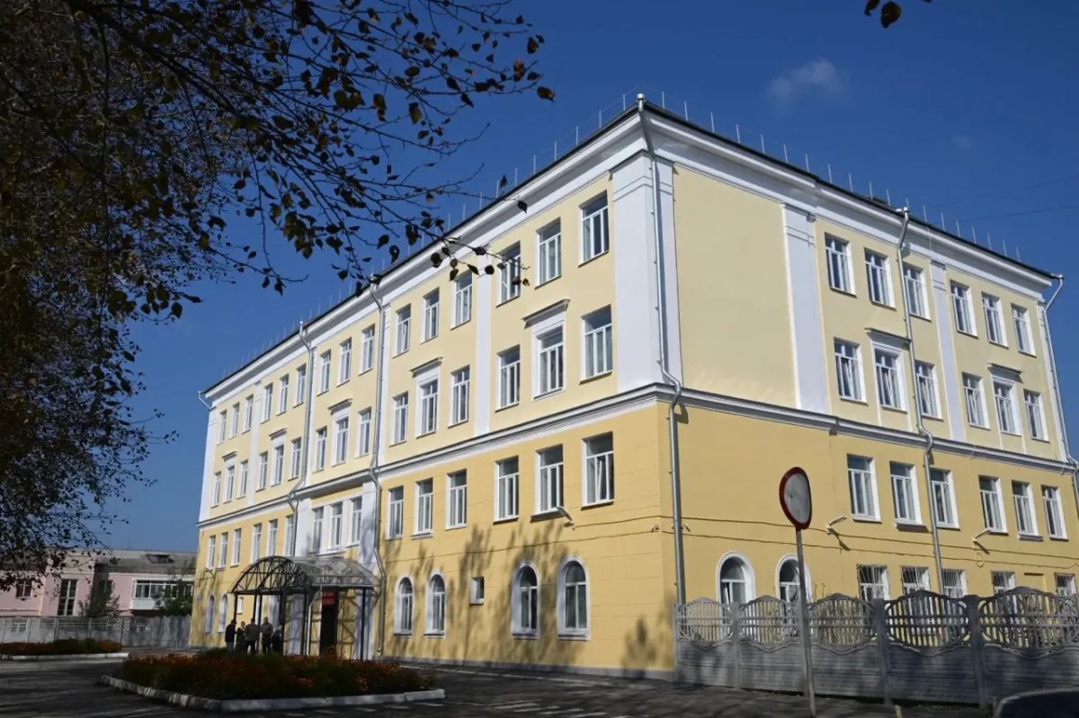 Глава региона оценил развитие социальной инфраструктуры в Каменске-Уральском