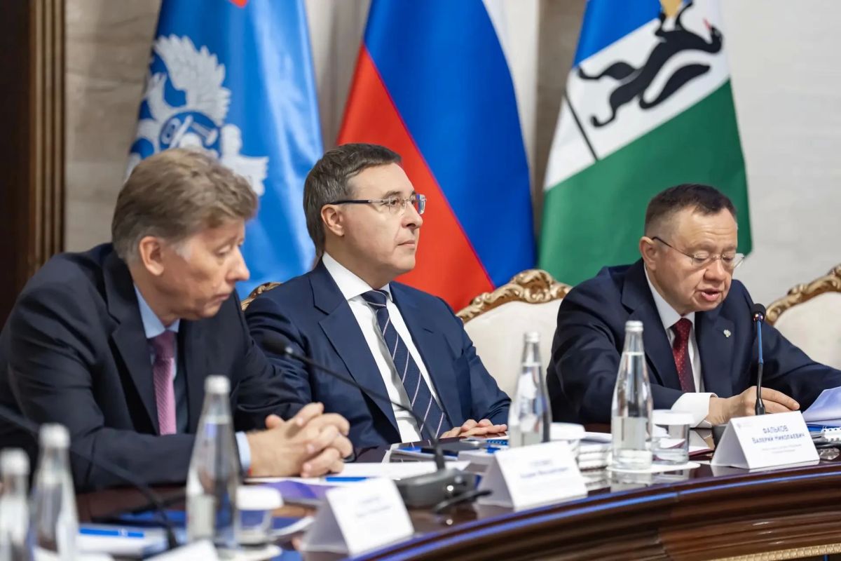Валерий Фальков в Новосибирске принял участие в выездном расширенном заседании Контрольной комиссии Федерального казначейства
