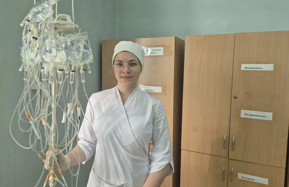 Молодые медики пополнили больницы Среднего Урала Молодые медики пополнили больницы Среднего Урала