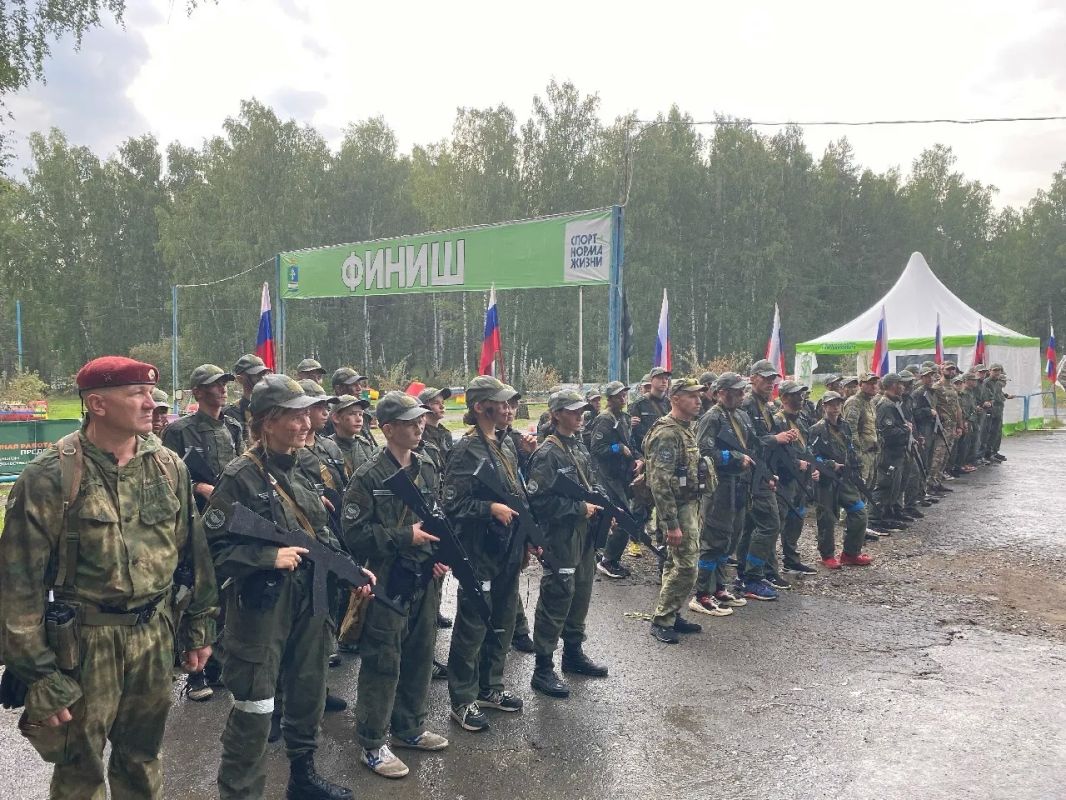 Своих не бросаем: ветераны ГУФСИН навестили боевого товарища после тяжёлого ранения Своих не бросаем: ветераны ГУФСИН навестили боевого товарища после тяжёлого ранения