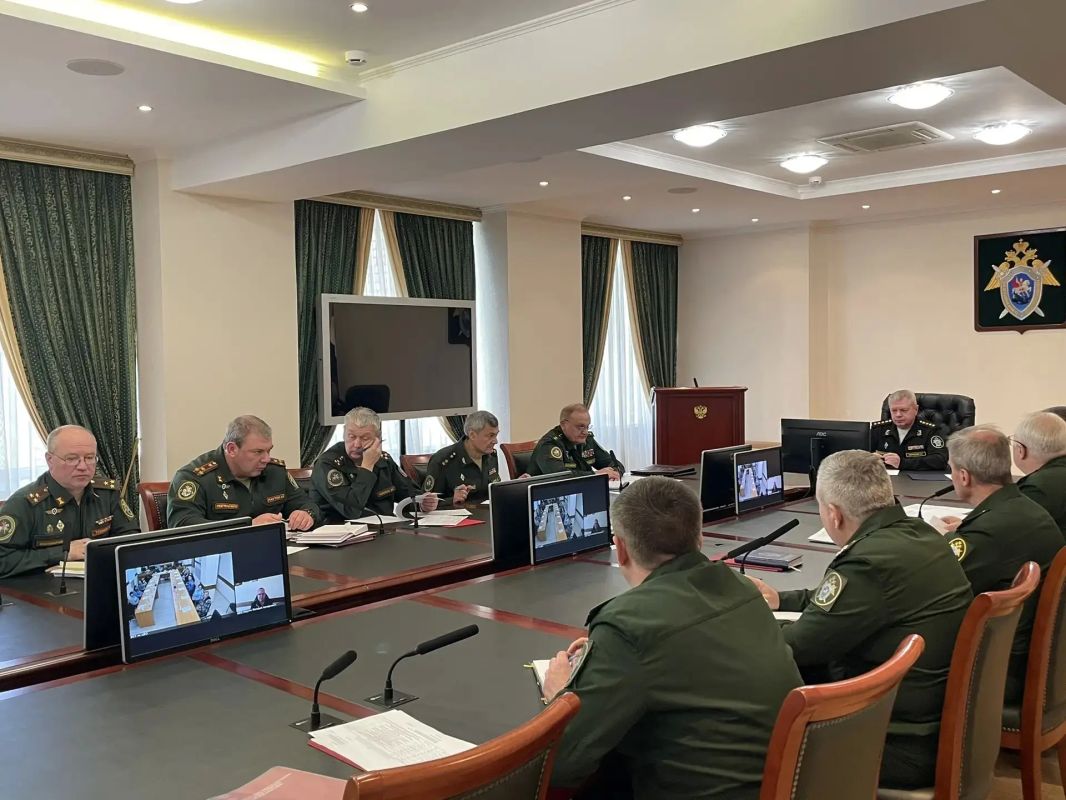 В ГВСУ СК России проведен личный прием семей военнослужащих по вопросам качества жилищно-коммунальных услуг В ГВСУ СК России проведен личный прием семей военнослужащих по вопросам качества жилищно-коммунальных услуг