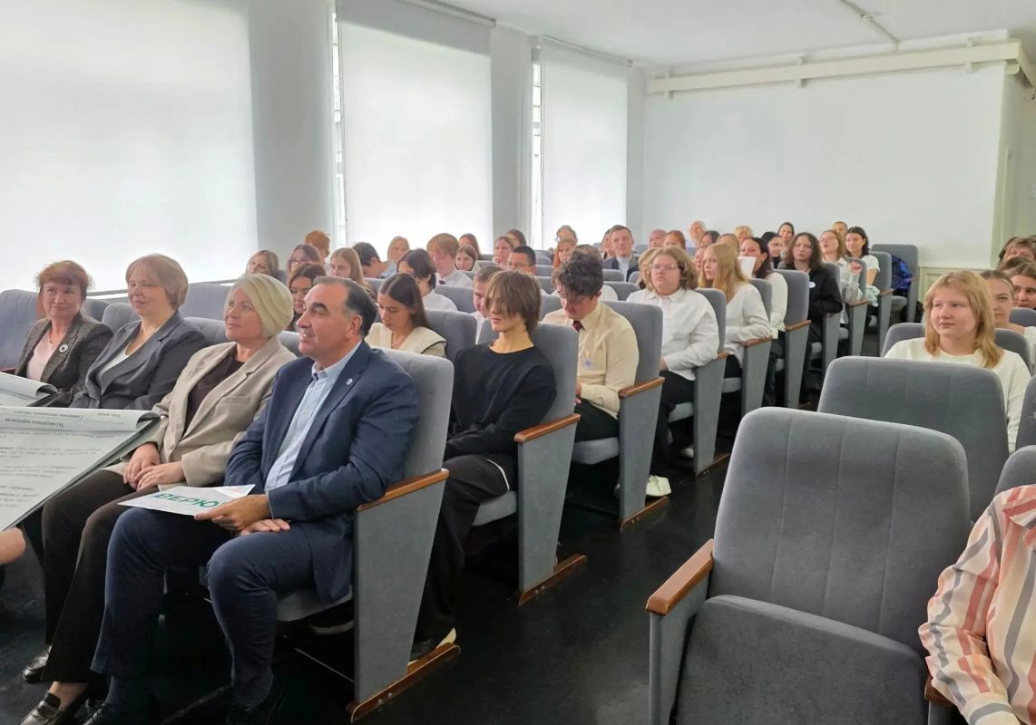 В Ревдинском педагогическом колледже дали старт работе психологопедагогических классов В Ревдинском педагогическом колледже дали старт работе психологопедагогических классов