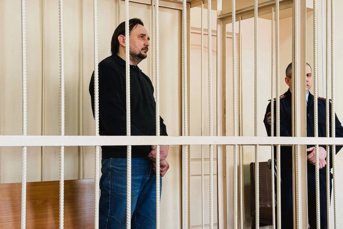 К 3 годам общего режима приговорил Центральный районный суд Челябинска блогера Сергея Шумаков