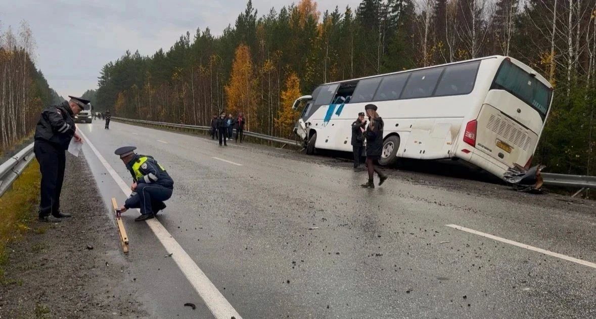 Два человека погибли в ДТП с автобусом в Режевском районе