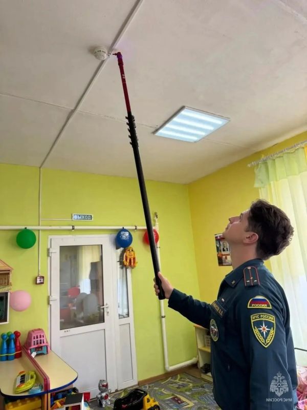 Пожарная безопасность — с детского сада: под Лёвихой появились юные пожарные! Пожарная безопасность — с детского сада: под Лёвихой появились юные пожарные!