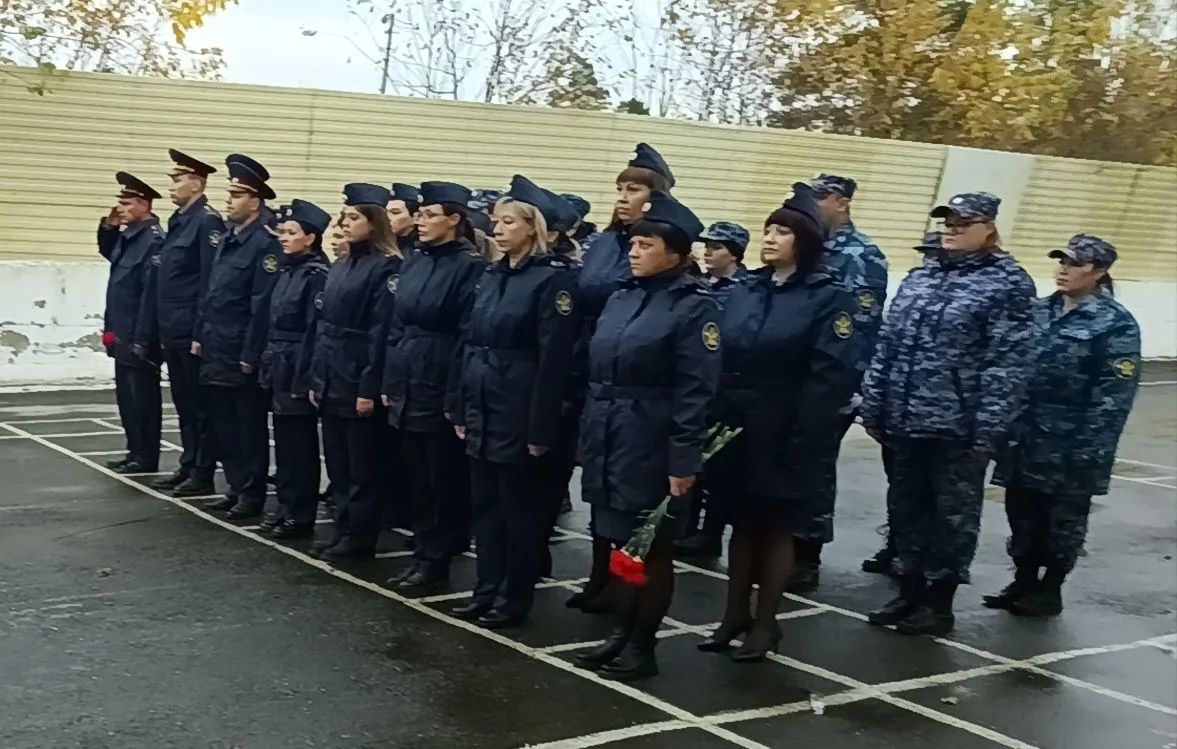 В Кировградской ВК почтили память Анатолия Завьялова, погибшего при исполнении служебного долга